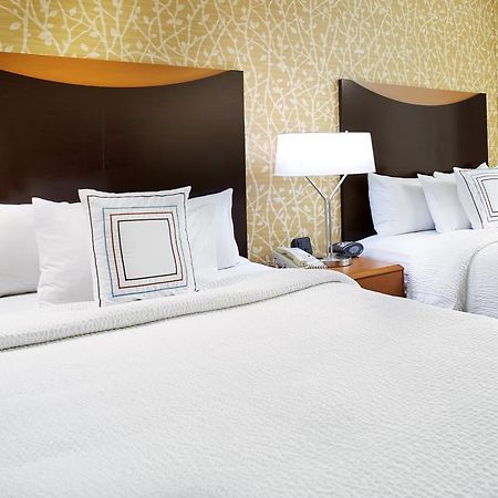 Fairfield Inn & Suites By Marriott Cleveland Beachwood Exterior foto